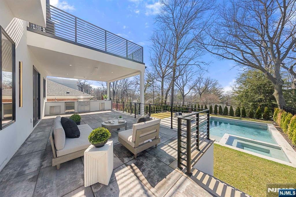 House in Fort Lee, New Jersey, United States 4 - 15153809