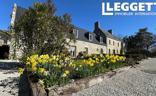House in Blainville-sur-Mer, Normandy, France 1