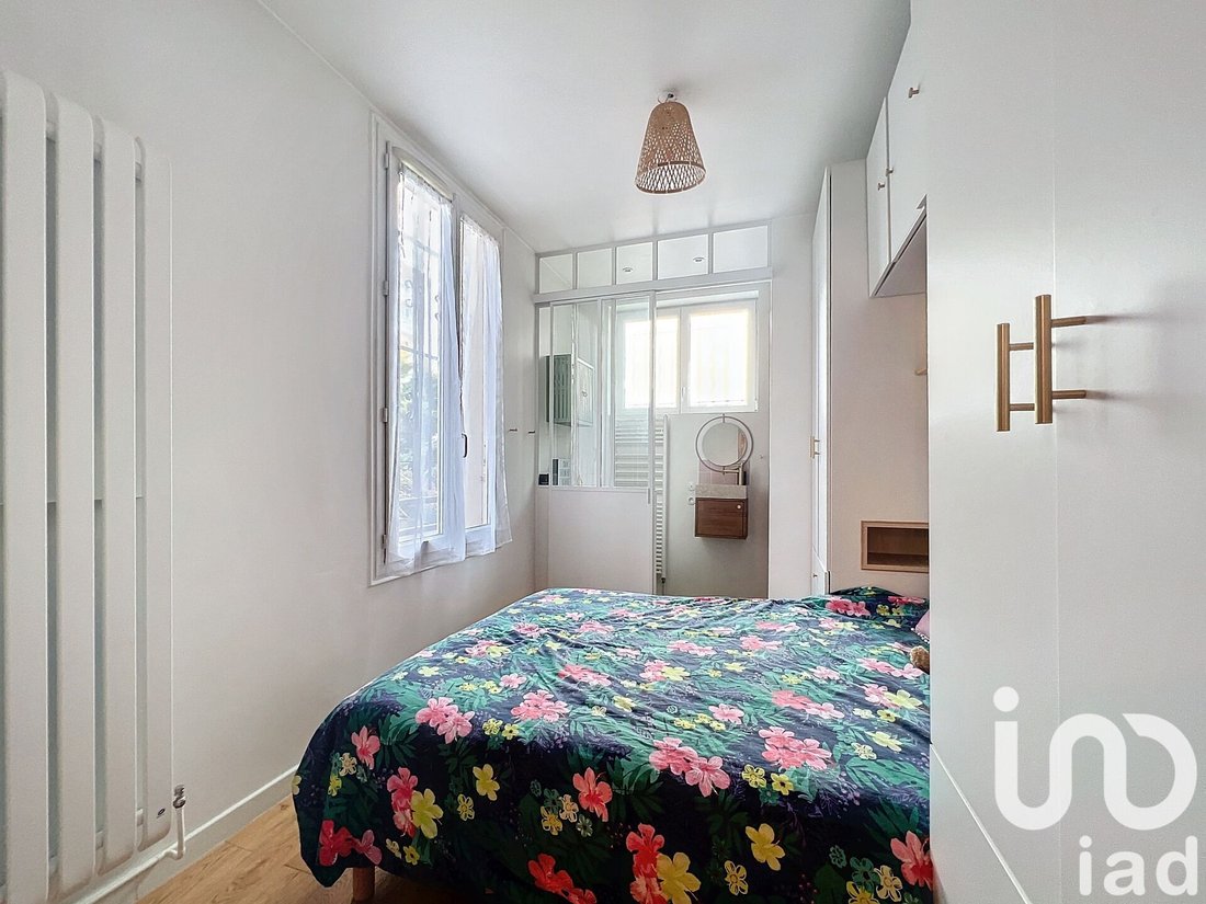 House in Montreuil, Île-de-France, France 4 - 15383999