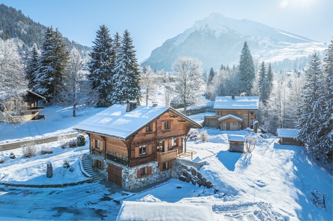Chalet in La Clusaz, Auvergne-Rhône-Alpes, France 3 - 15383575