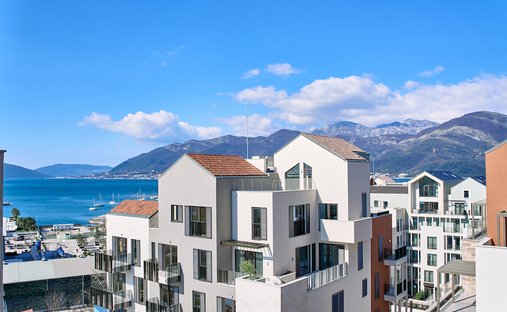 Apartment in Tivat, Tivat Municipality, Montenegro 1