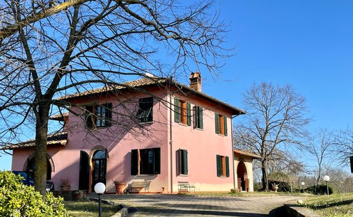 Villa in San Miniato, Tuscany, Italy 1