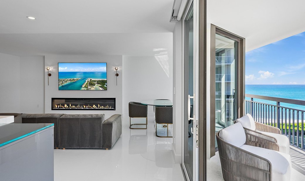 Curated visual reference: Impeccably Designed Penthouse For Sale Reference: Impeccably Designed Condo In Carlton In Palm Beach Florida United