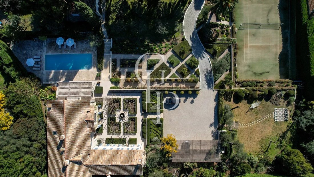 Villa in Antibes, Provence-Alpes-Côte d'Azur, France 4 - 15380848