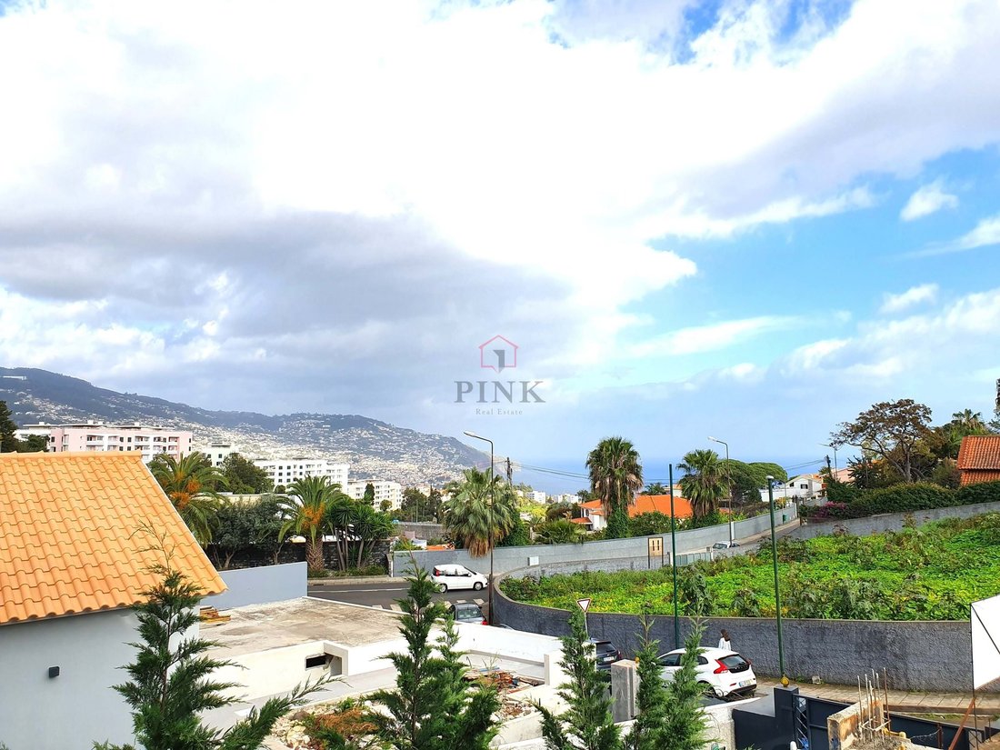 Townhouse in Sao Martinho, Madeira, Portugal 2 - 15382359