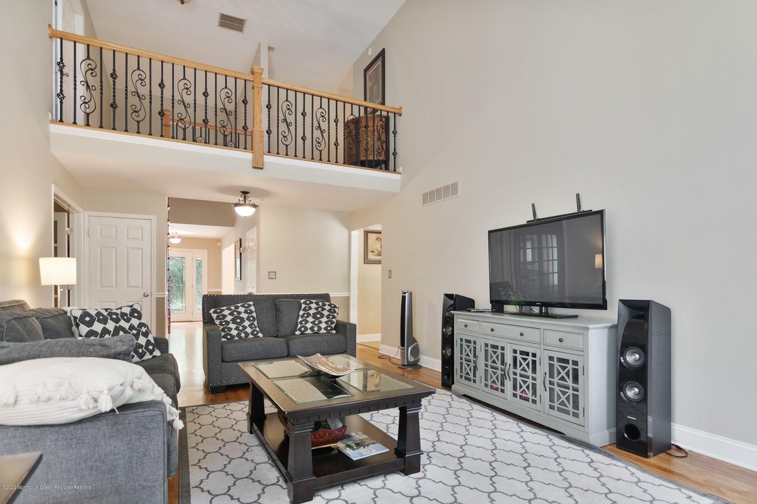 House in Monroe Township, New Jersey, United States 3 - 15383738
