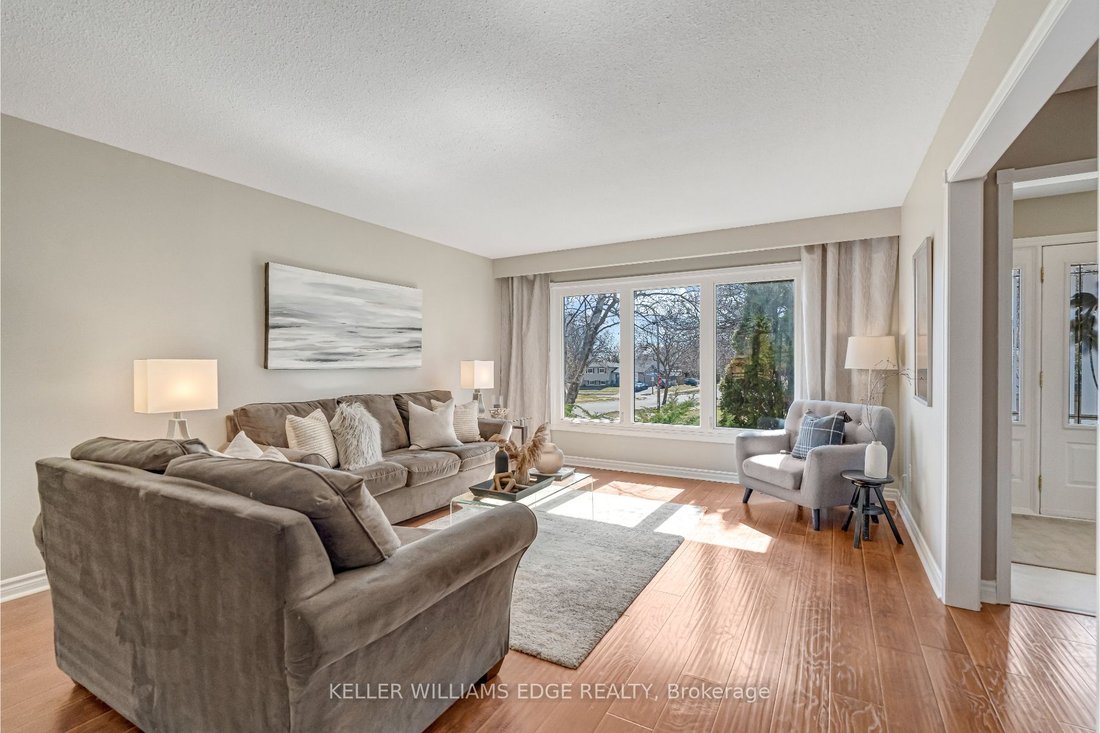 House in Burlington, Ontario, Canada 5 - 15381426