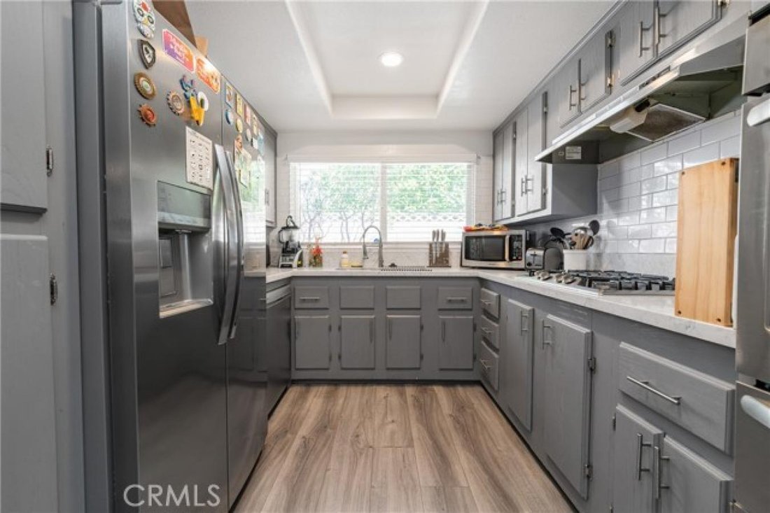 House in Pomona, California, United States 5 - 15383278