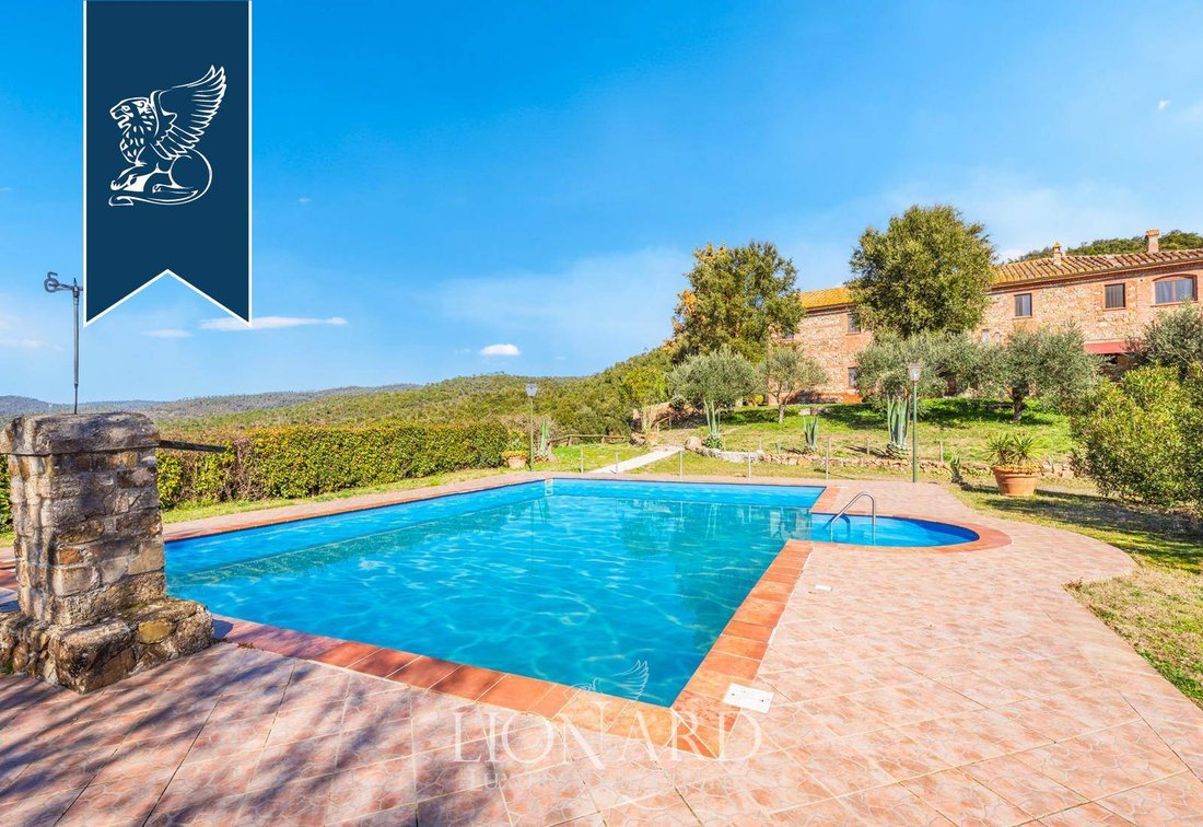 Villa in Civitella Paganico, Tuscany, Italy 2 - 13995374