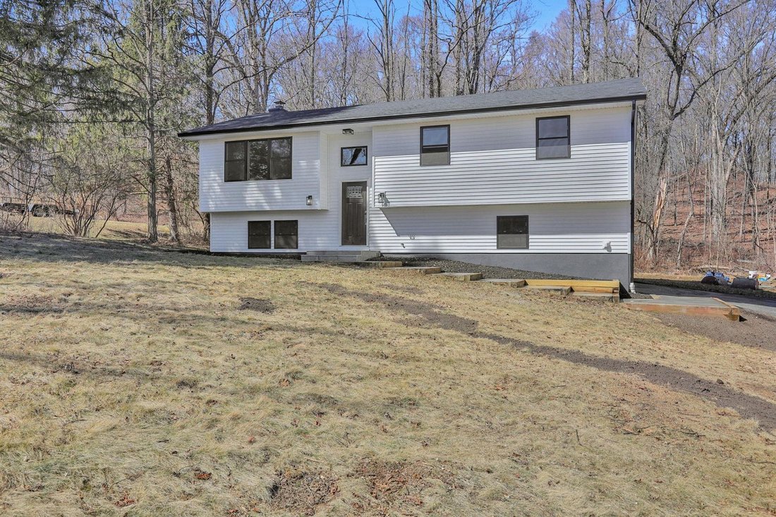 House in Wappingers Falls, New York, United States 3 - 15332913