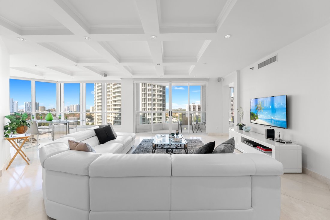 Condo in Aventura, Florida, United States 1 - 15382222