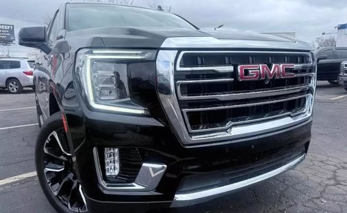 2022 GMC Yukon XL SLT Sport Utility 4D in Indianapolis, IN, United States 1