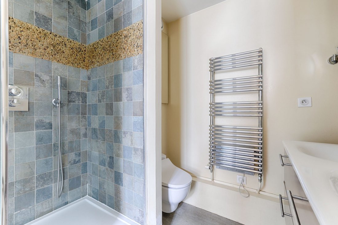 Apartment in Montorgueil-Saint Denis, Paris 2e Arrondissement, Paris 4 - 15383941