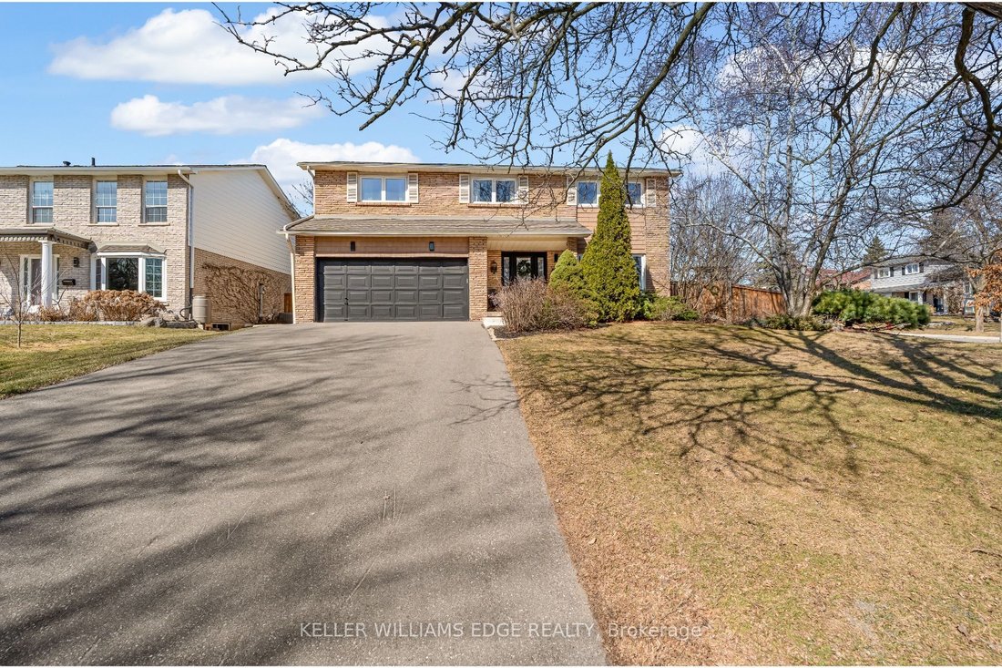 House in Burlington, Ontario, Canada 1 - 15381426