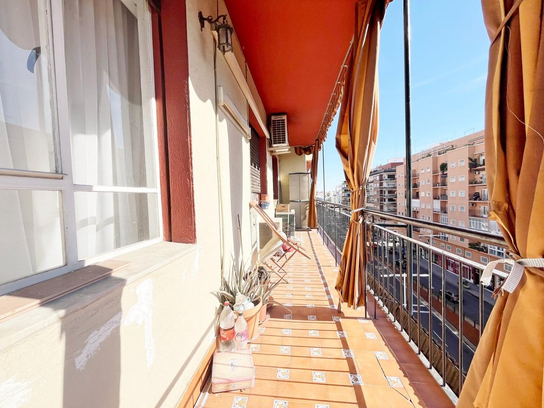 Apartment in Casco Antiguo, Seville, Spain 5 - 15383028