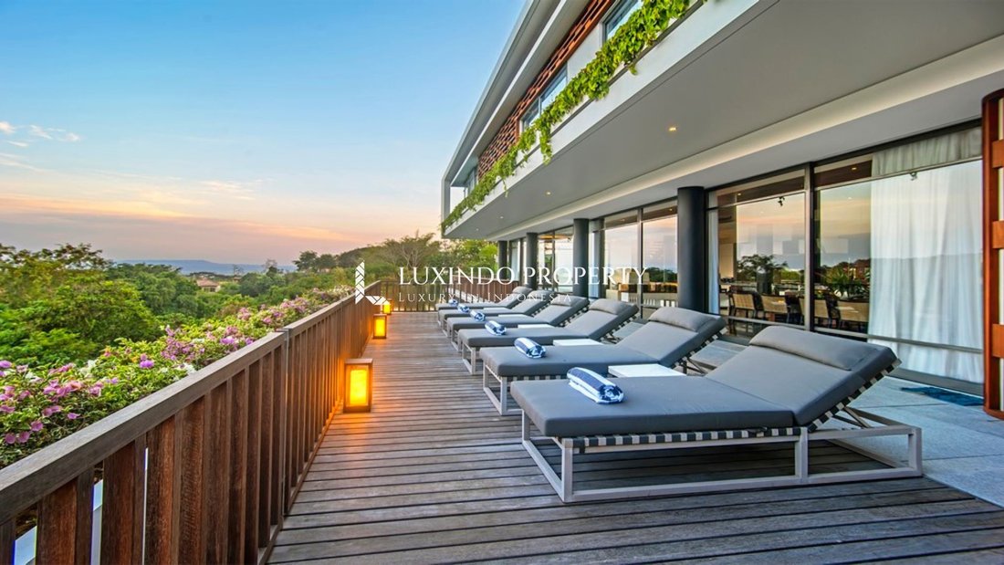 Villa in Kecamatan Gianyar, Bali, Indonesia 4 - 15388636
