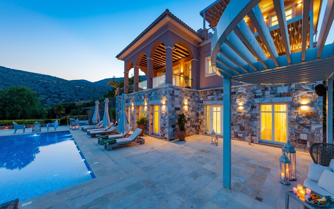 Villa in Community of Vrouchas, Agios Nikolaos Municipal Unit, Greece 5 - 15388758
