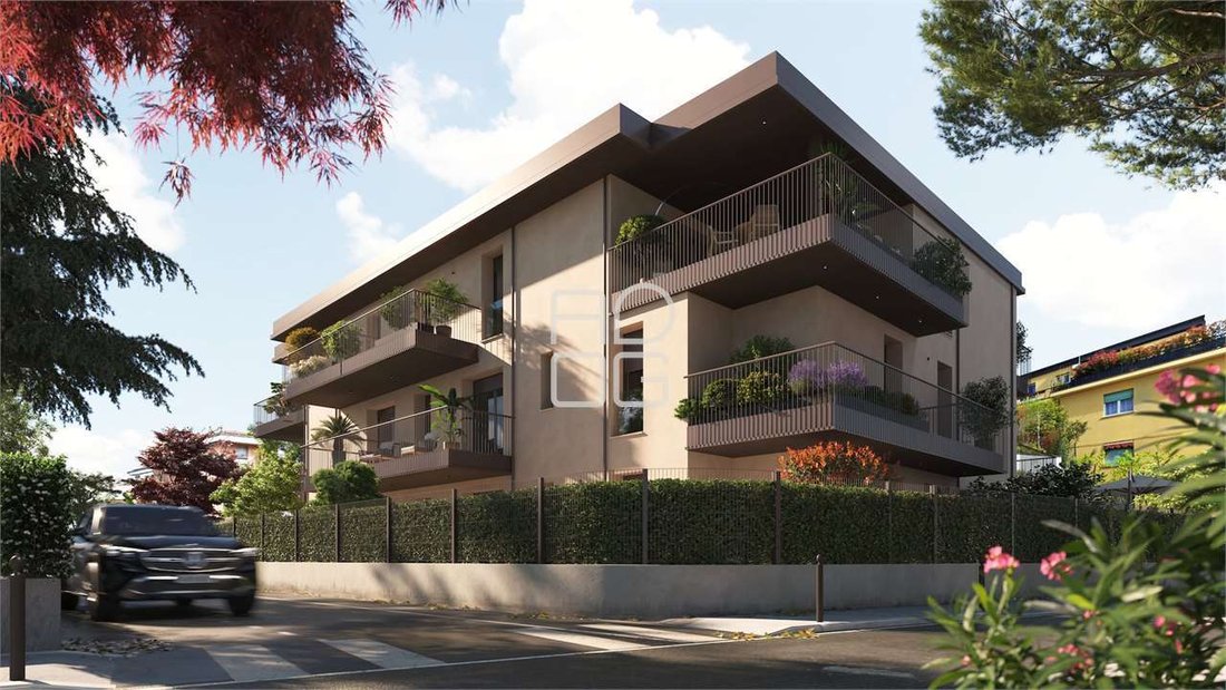 Apartment in Desenzano Centro, Desenzano del Garda, Lombardy 2 - 15388532