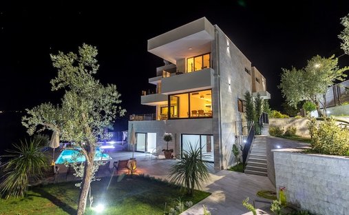 Casa a Castelnuovo, Lustizza, Montenegro 1