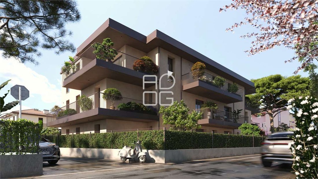 Apartment in Desenzano Centro, Desenzano del Garda, Lombardy 2 - 15388534