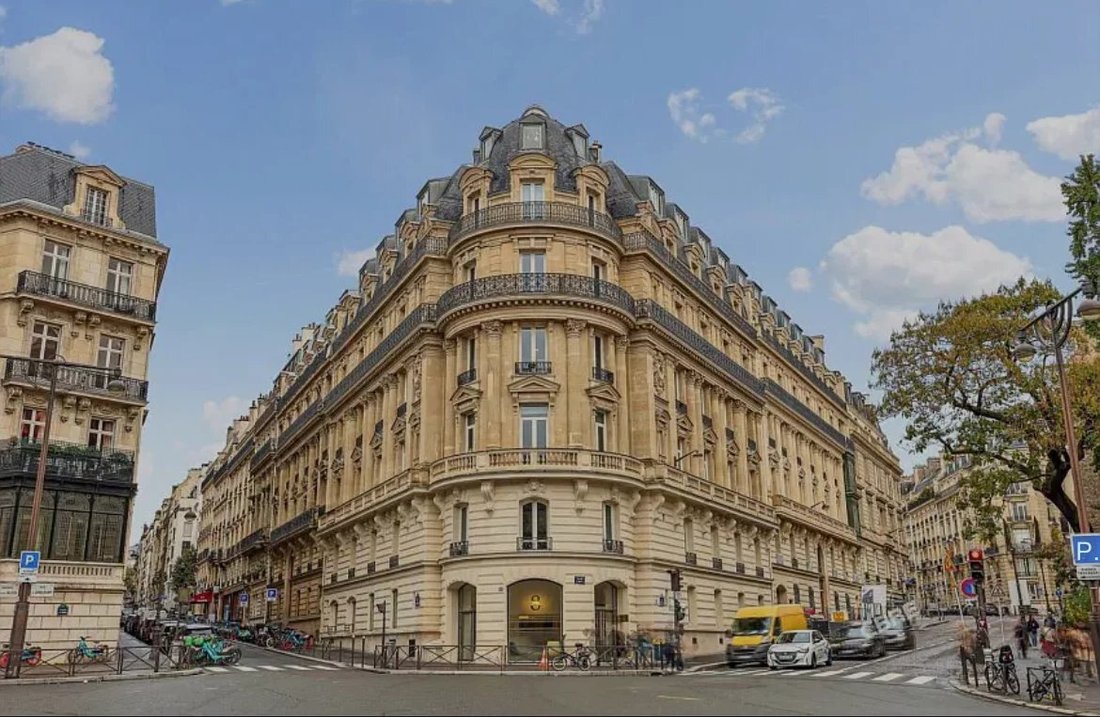 Apartment in Chaillot, Paris 16e Arrondissement, Paris 1 - 15388585