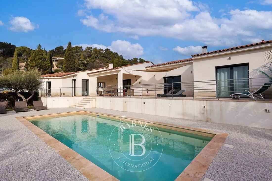 Villa in Cotignac, Provence-Alpes-Côte d'Azur, France 2 - 15188892
