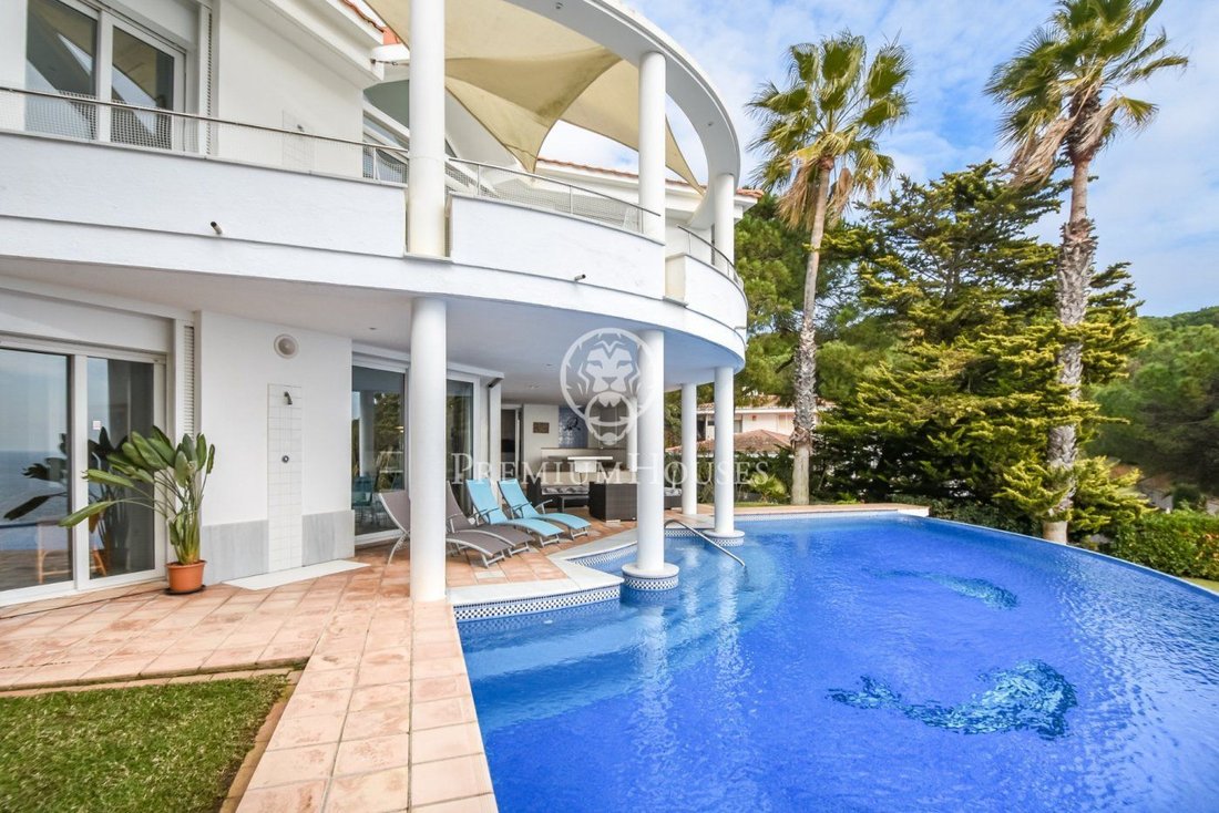 House in Lloret de Mar, Catalonia, Spain 2 - 12725573