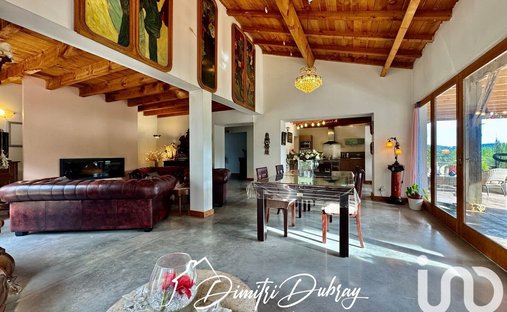 Occitanie Exceptional Property Of Approximately 307 Hectares