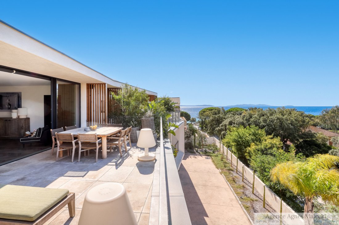 Apartment in Le Lavandou, Provence-Alpes-Côte d'Azur, France 1 - 15389820