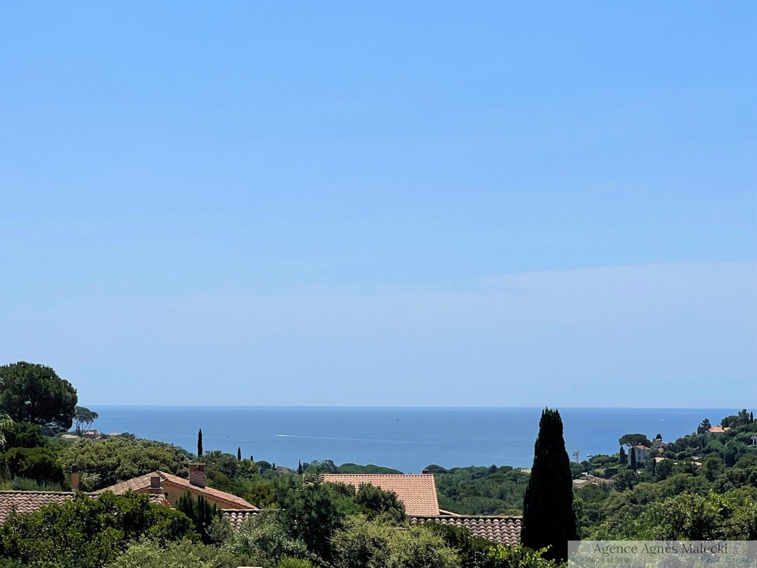 Estate in Nord, Cavalaire-sur-Mer, France 2 - 15389864