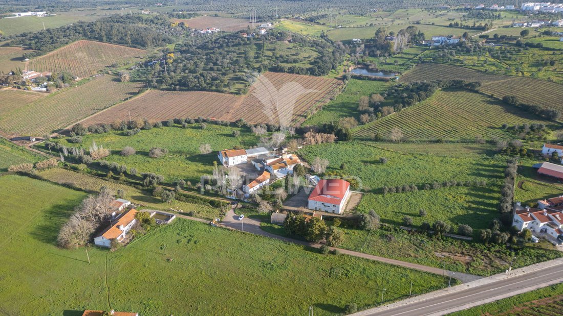 Farm Ranch in Capelins (Santo Antonio), Évora District, Portugal 1 - 15389309
