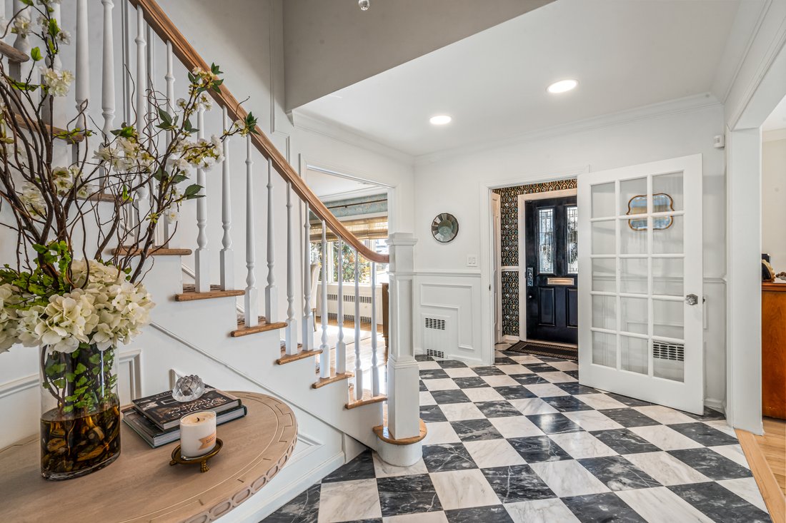 House in Rockville Centre, New York, United States 5 - 15390094
