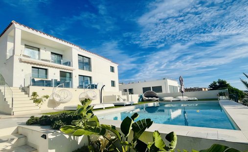 Villa in L'Ampolla, Catalonia, Spain 1