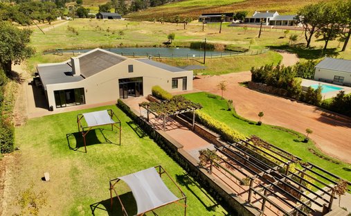 Farm Ranch in Stellenbosch, Western Cape, South Africa 1