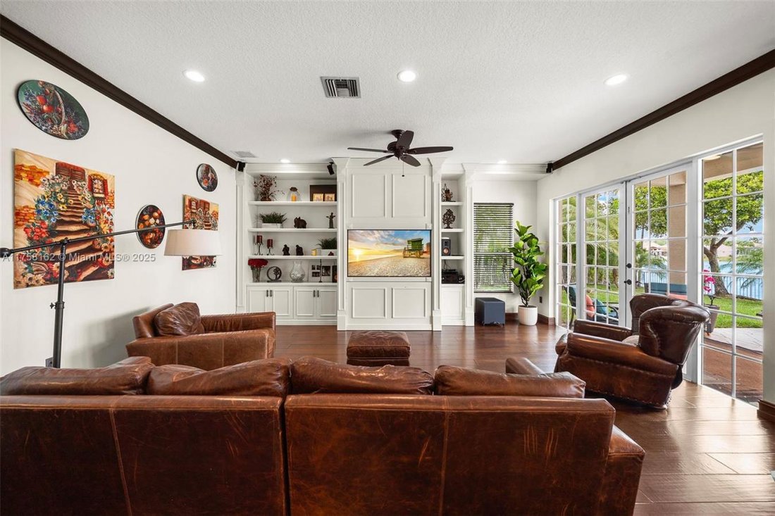 House in Miramar, Florida, United States 5 - 15391978