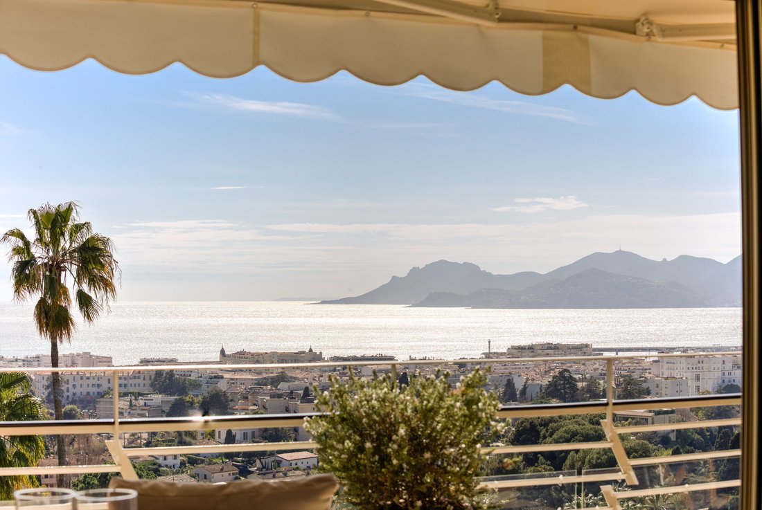 Apartamento en Saint Nicolás, Cannes, Francia 1 - 15392077