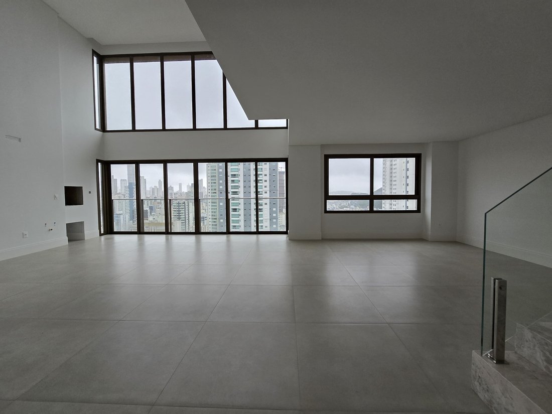 Condo in Centro, State of Santa Catarina, Brazil 2 - 15391883