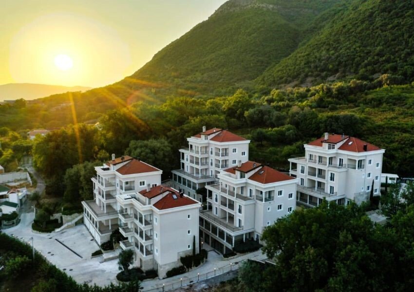 Apartment in Herceg Novi, Herceg Novi Municipality, Montenegro 1 - 15391009