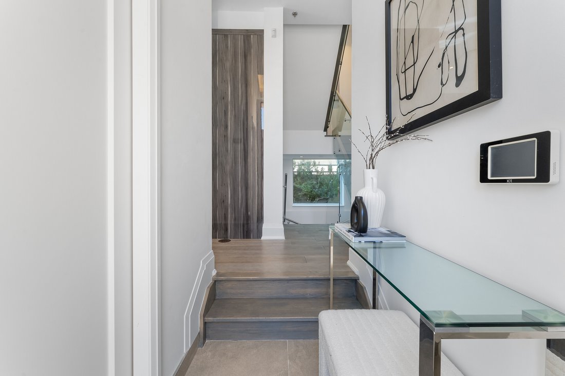 Condo in Toronto, Ontario, Canada 4 - 15392789
