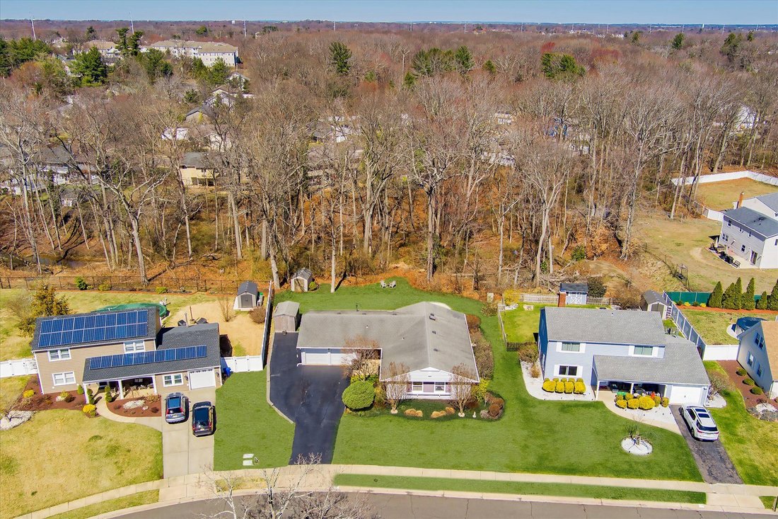 House in Matawan, New Jersey, United States 4 - 15390806