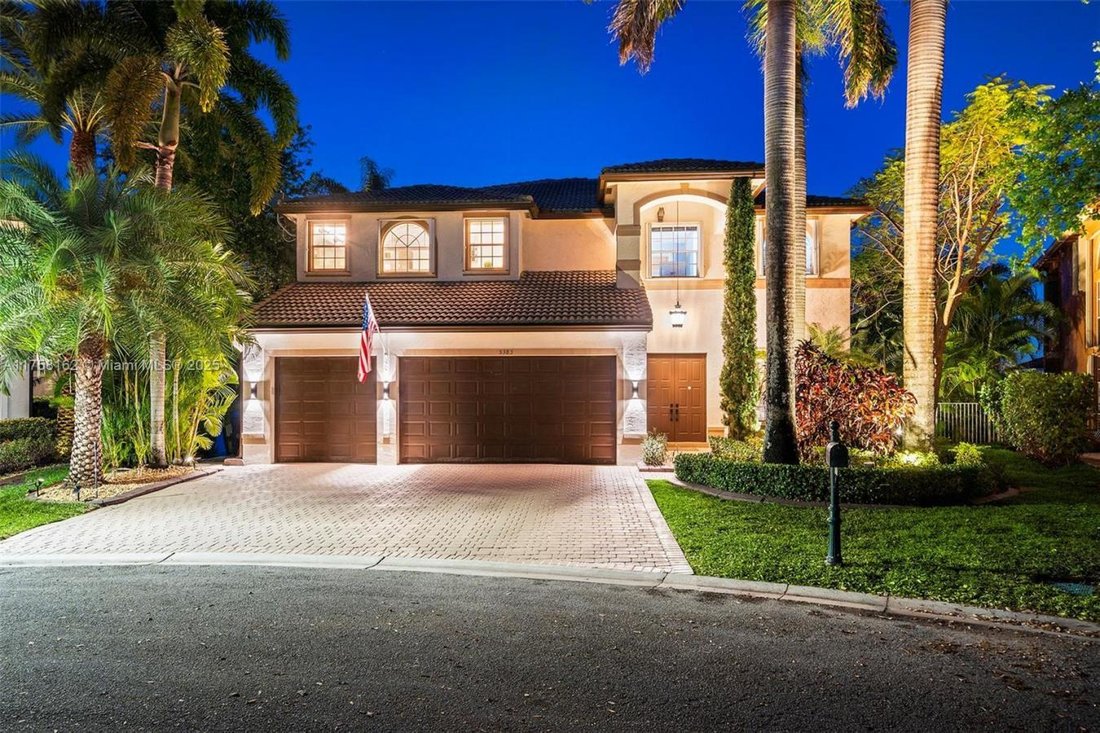 House in Miramar, Florida, United States 2 - 15391978