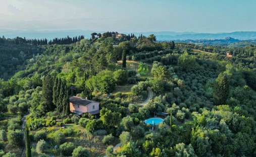 Maisons de campagne à San Miniato, Toscane, Italie 1