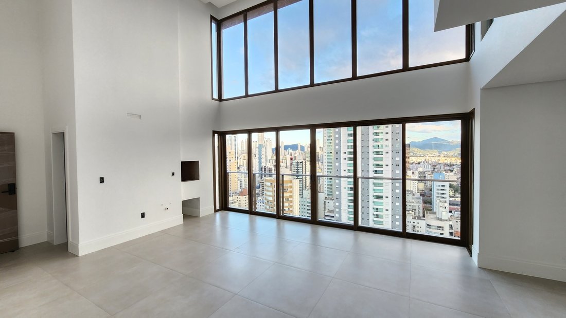 Condo in Centro, State of Santa Catarina, Brazil 1 - 15391883