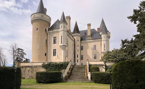 House in La Chatre, Centre-Val de Loire, France 1