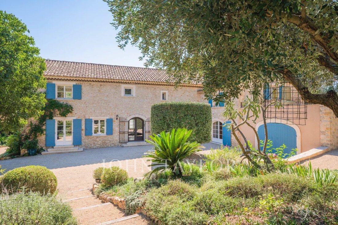Country House in Granettes-Jauberte-Sainte Anne, Aix-en-Provence, France 2 - 13326123