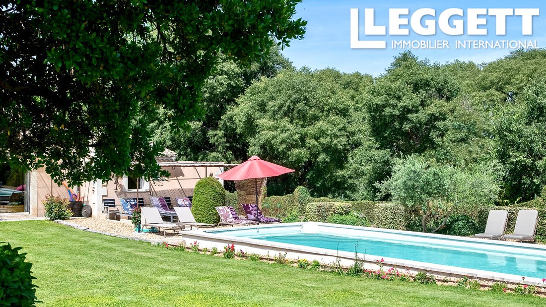 Villa in Saint-Rémy-de-Provence, Provence-Alpes-Côte d'Azur, France 4 - 15392075