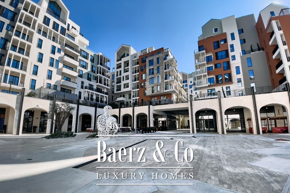 Penthouse in Tivat, Tivat Municipality, Montenegro 1 - 15393638