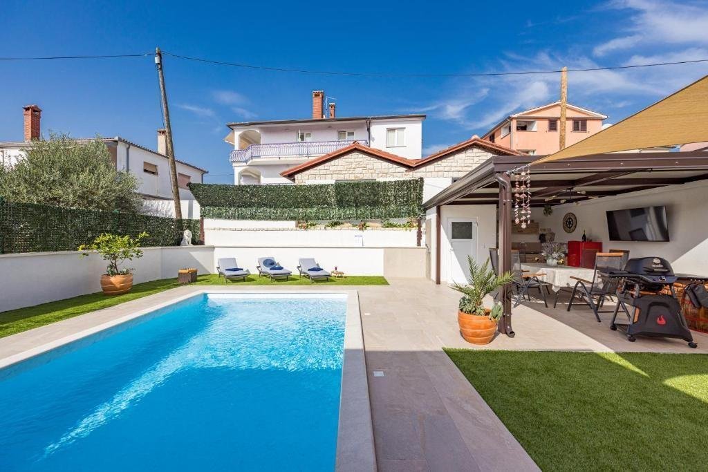 Villa in Rovinj, Istria County, Croatia 2 - 15392238