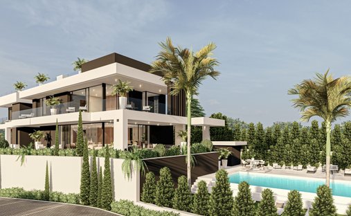 Villa in Golden Mile, Andalusia, Spain 1