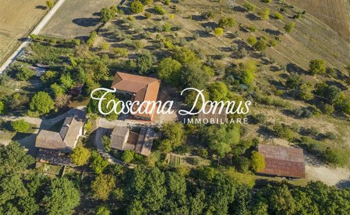 Farm Ranch in Chiusdino, Toskana, Italien 1
